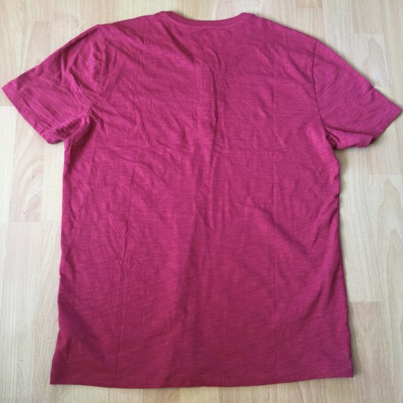 Gap Men's Short sleeve Large Henley Shirt Lived In Barn Red - Picture 3 of 9